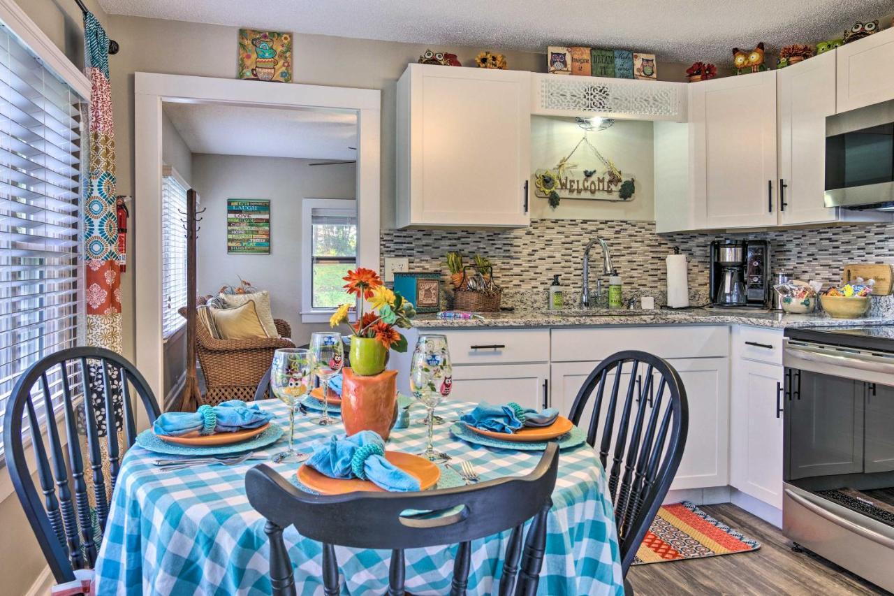 Shaw Creek Cottage With Fire Pit And Forest Views هيندرسونفيل المظهر الخارجي الصورة