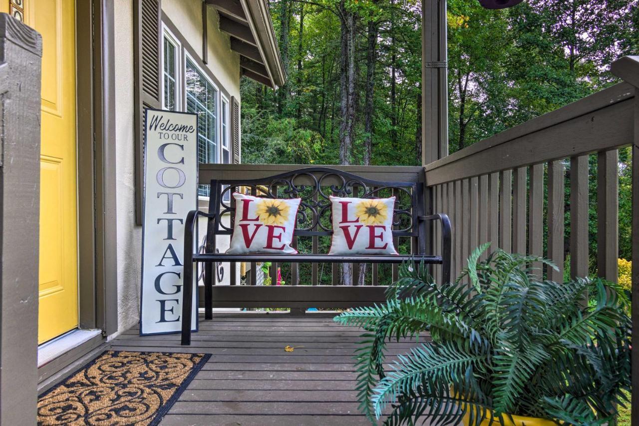 Shaw Creek Cottage With Fire Pit And Forest Views هيندرسونفيل المظهر الخارجي الصورة