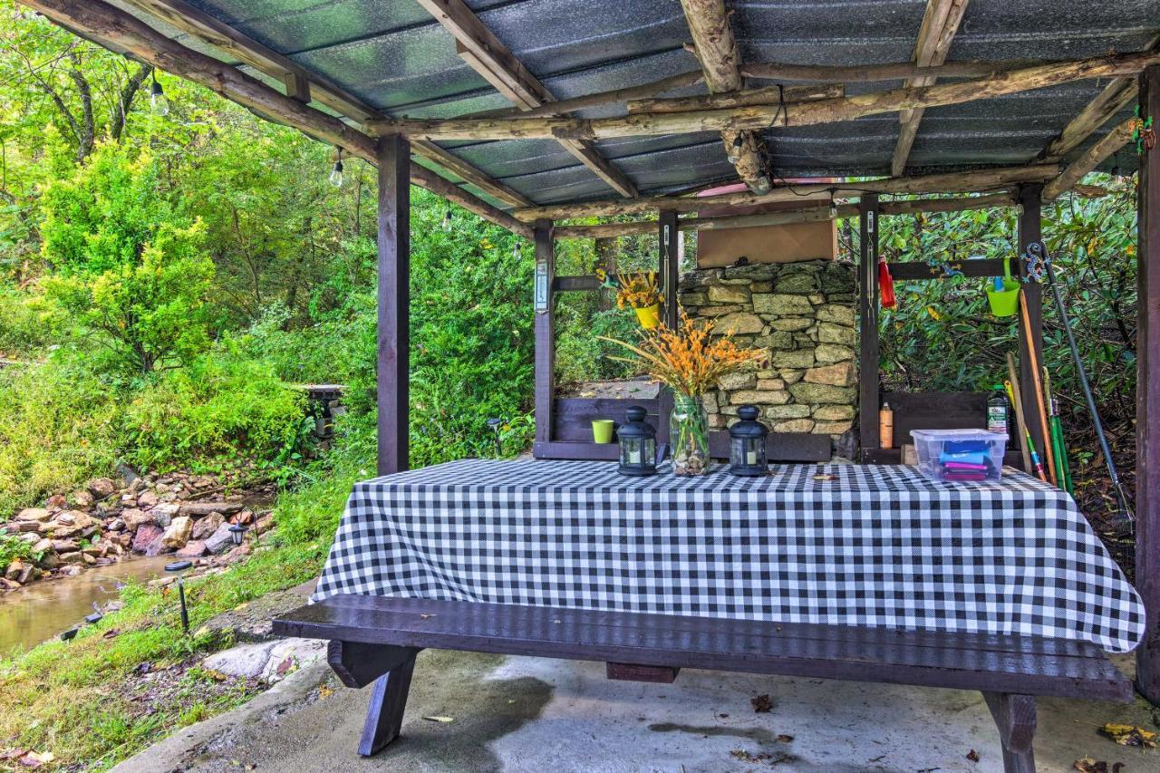 Shaw Creek Cottage With Fire Pit And Forest Views هيندرسونفيل المظهر الخارجي الصورة