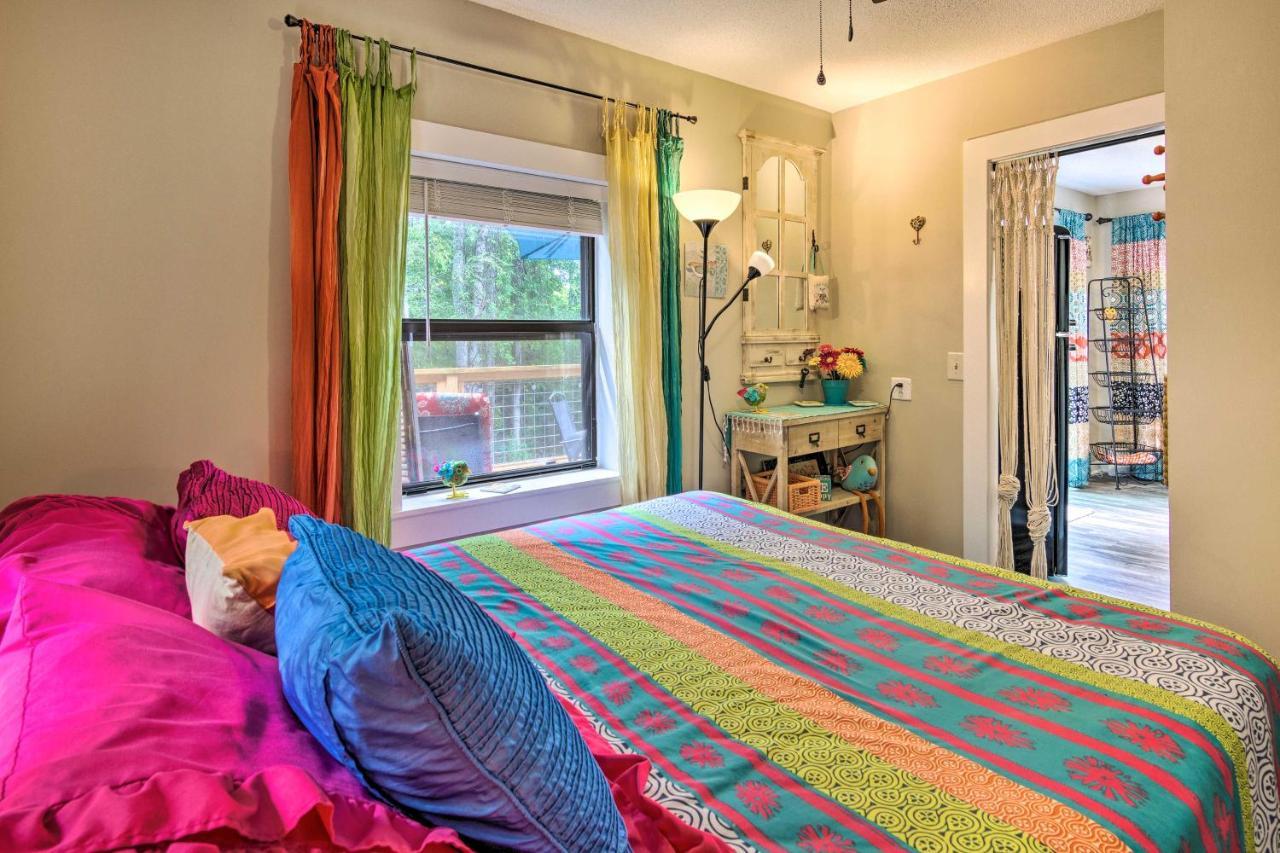Shaw Creek Cottage With Fire Pit And Forest Views هيندرسونفيل المظهر الخارجي الصورة